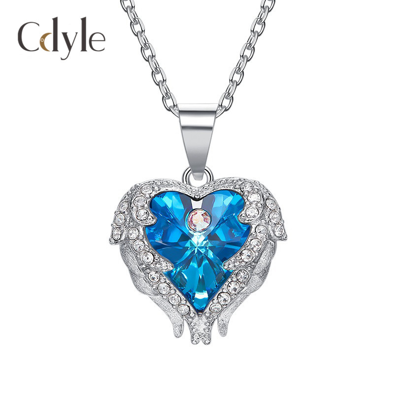 Angel Wings Necklace Women's Fashion Simple Versatile Creative Ocean Heart Crystal Pendant