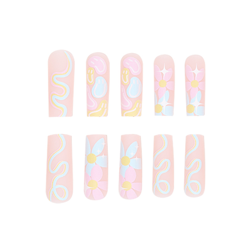 Macaron color scheme with small floral lines and plaid patterns, wearing nail products, fake nails, nail patches, and nail patches